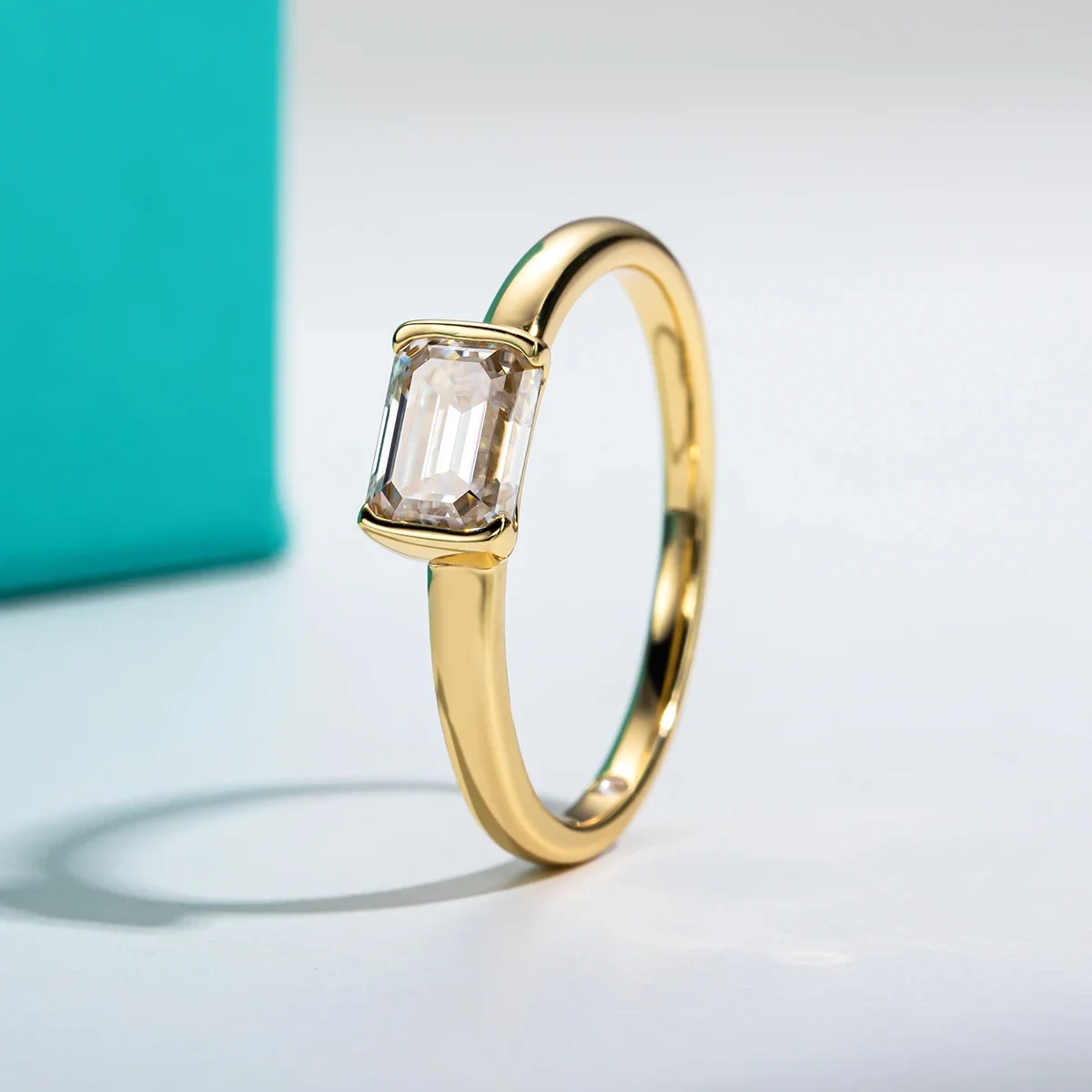 Moissanite Engagement Ring 1 Carat - FCGJHW 1 Karat Zümrüt Kesim D