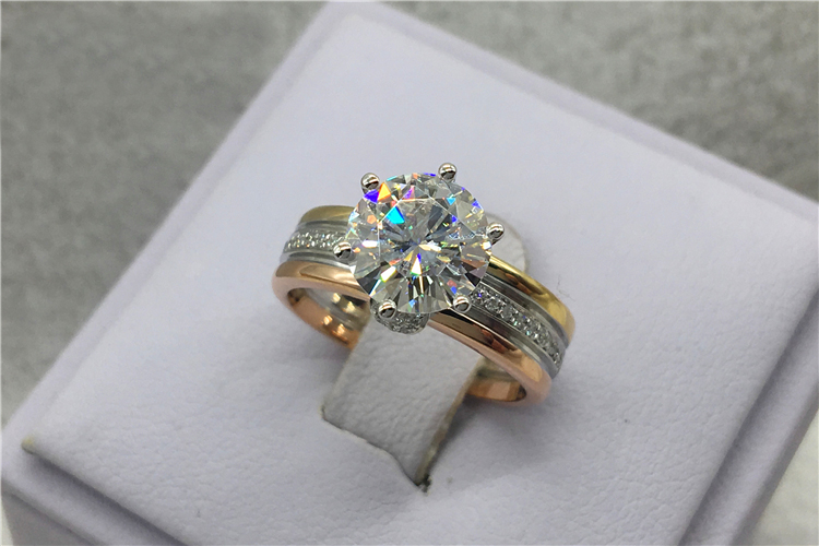 Özel Katı 18 K Au750 Sarı Beya - Moissanite Engagement Ring 1 Carat incelemesi ve fiyatı
